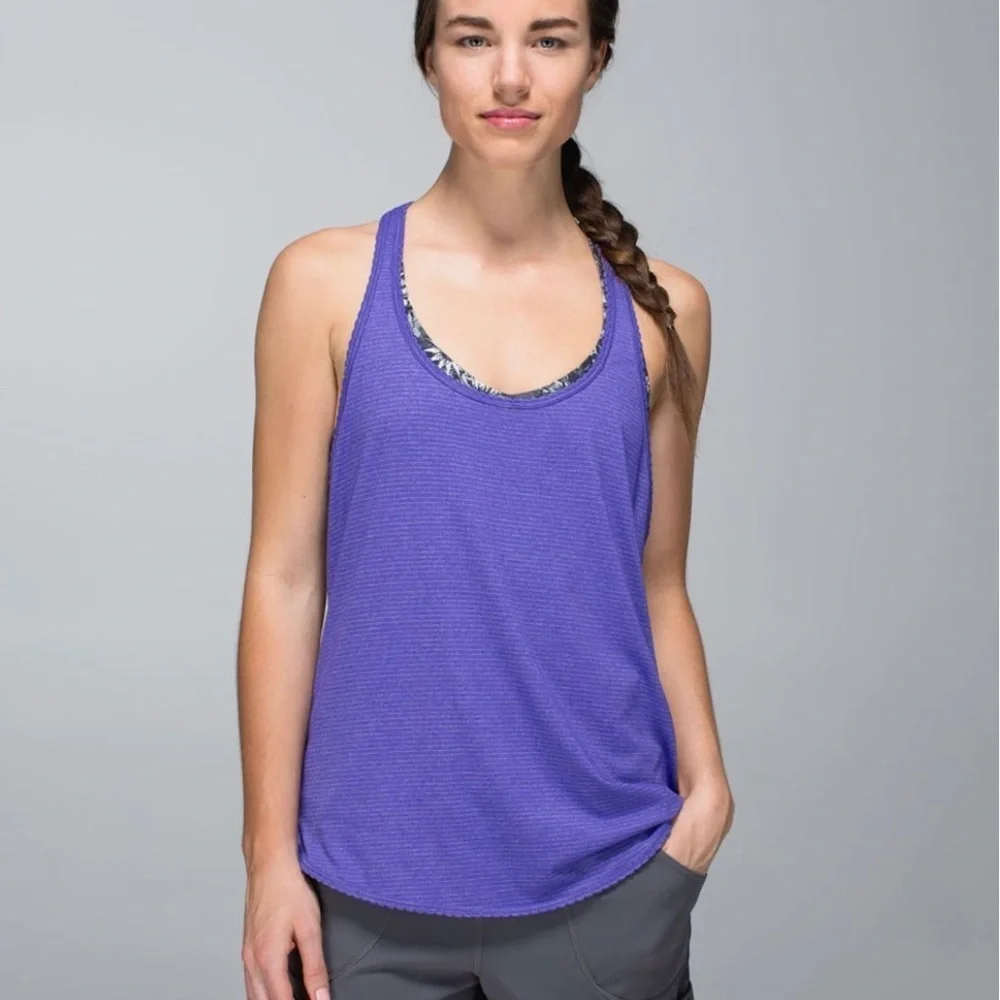 Lululemon 105 F Singlet Tank in Purple